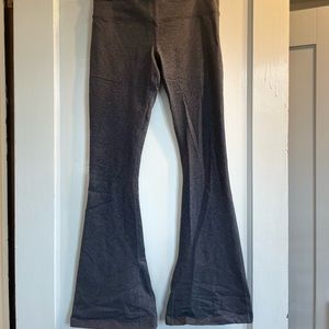 RAQUEL FLARED LEGGING